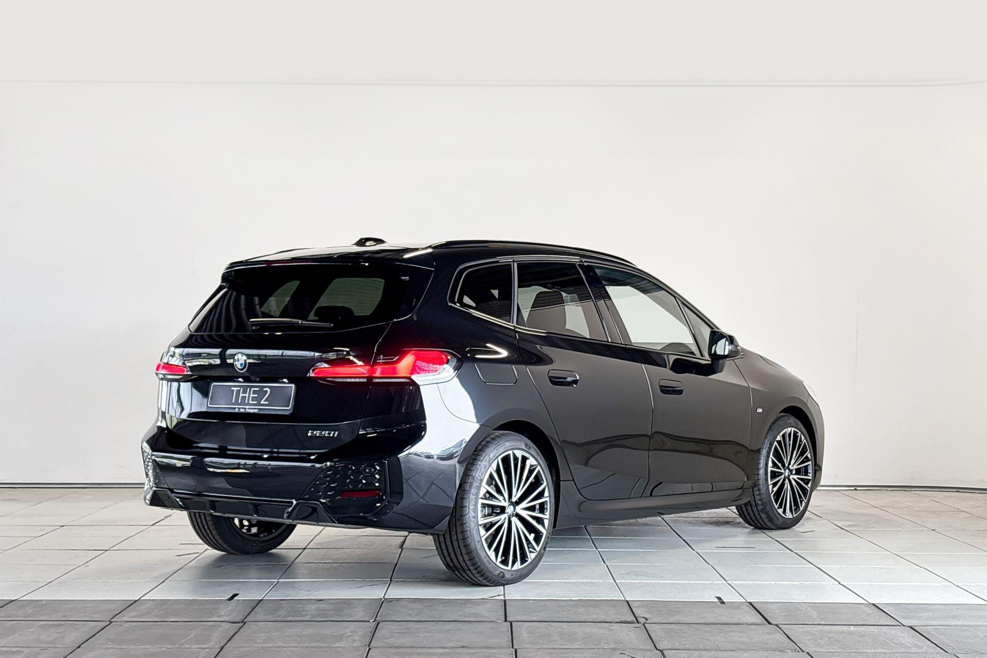 Foto van BMW 220i Active Tourer