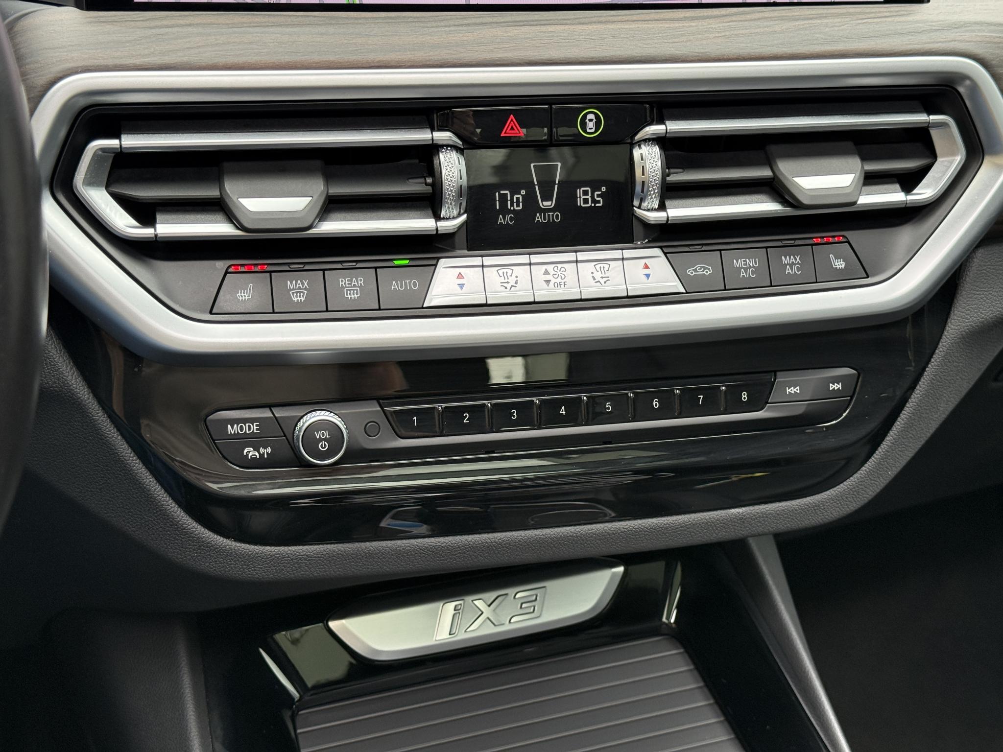 Foto van BMW Ix3