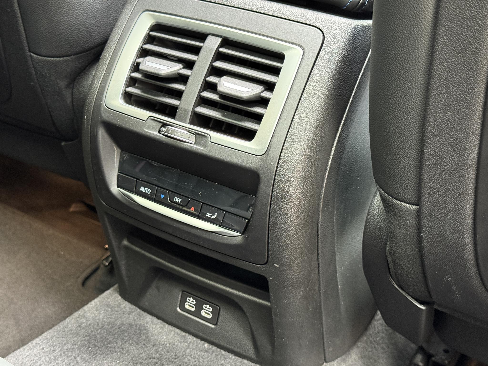 Foto van BMW Ix3