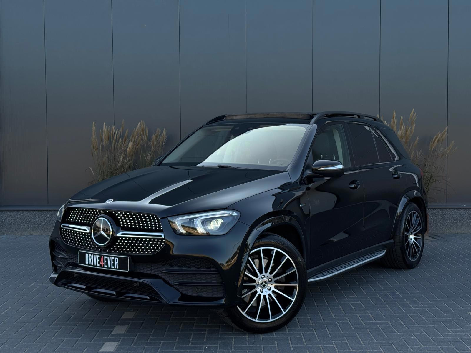 Mercedes-Benz Gle-klasse 350 e 4MATIC Premium Plus | AMG | PANO | 360 | HUD 2021 - voorkant