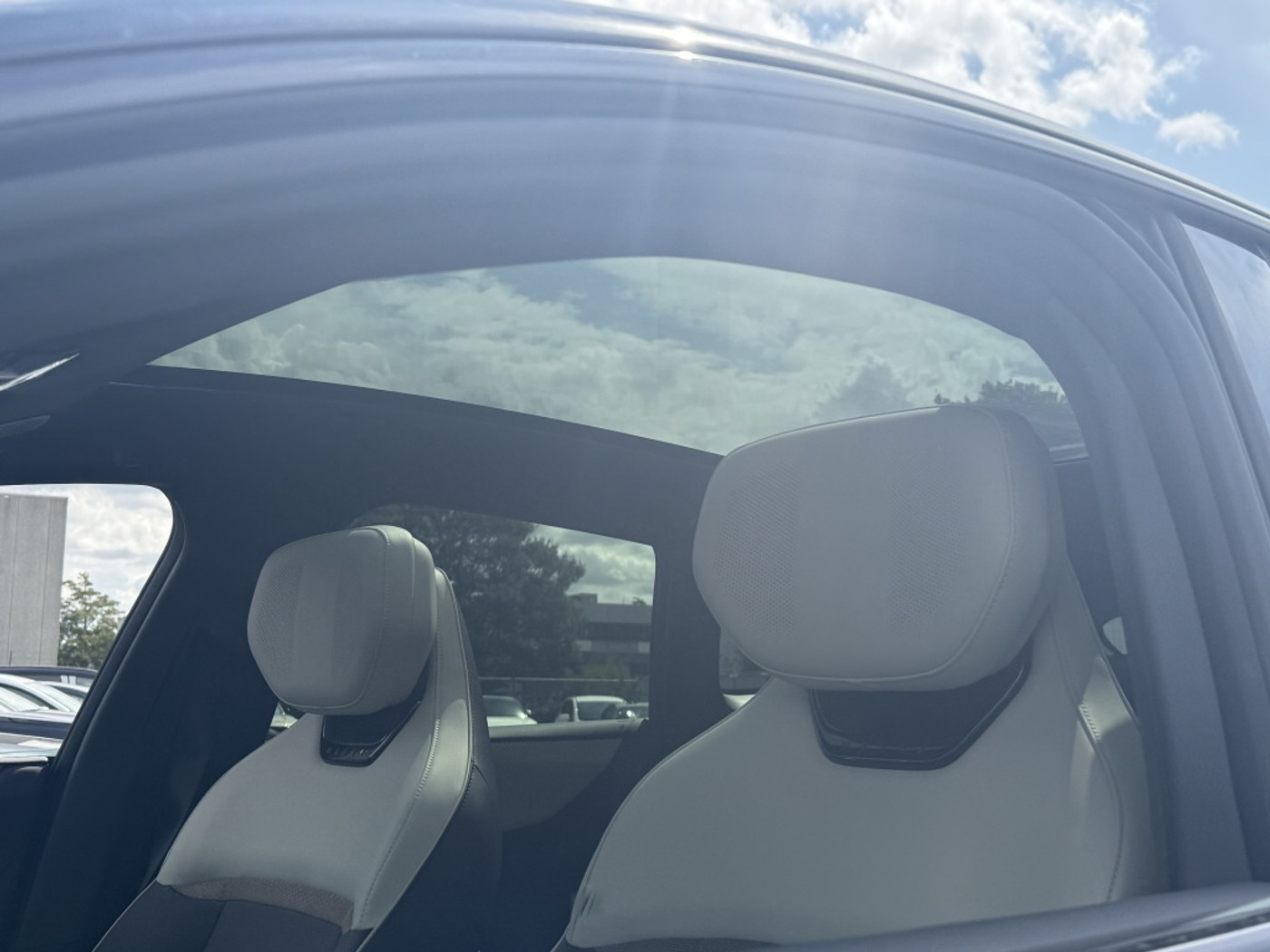Foto van Mazda Cx-6e