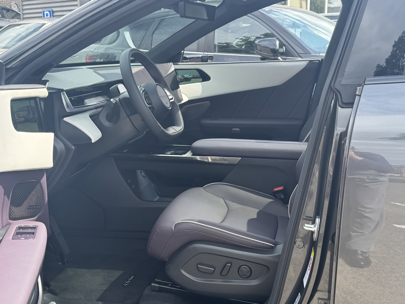 Foto van Mazda Cx-6e