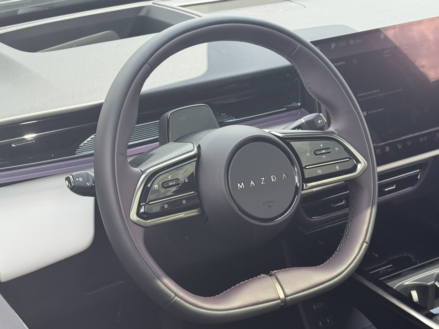 Foto van Mazda Cx-6e