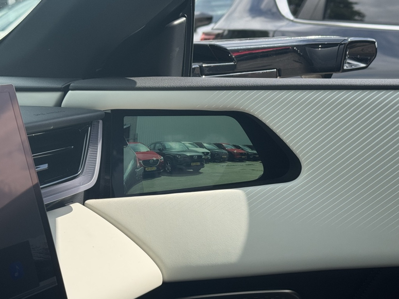 Foto van Mazda Cx-6e