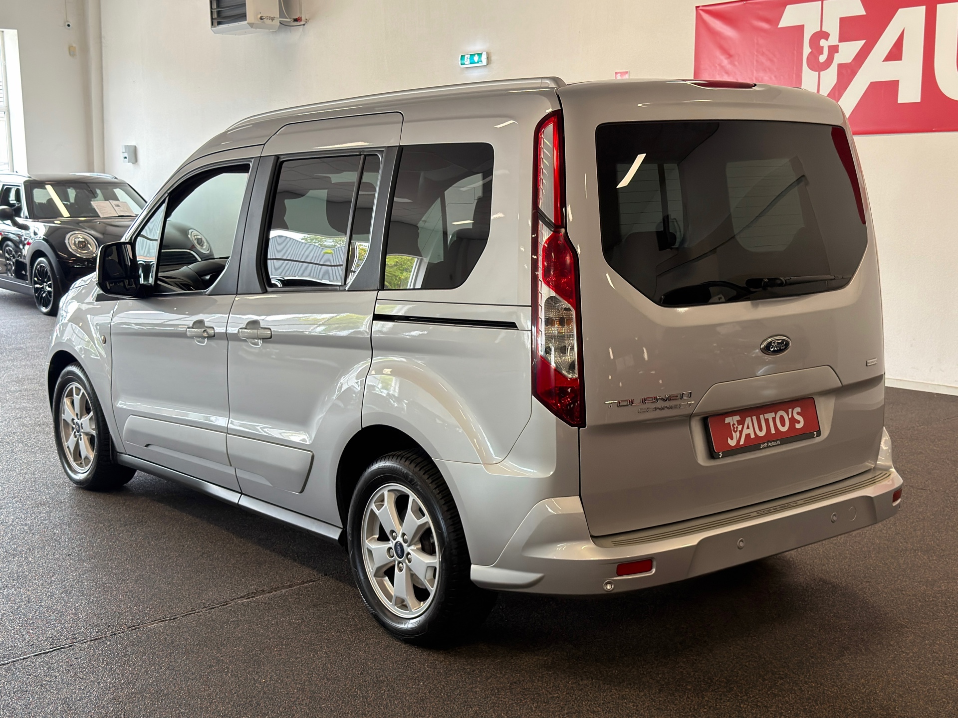 Foto van Ford Tourneo Connect Compact