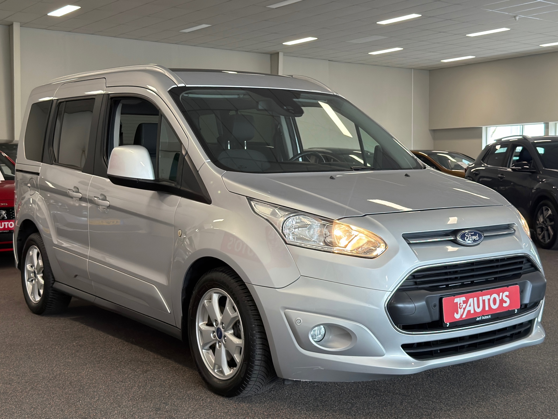 Foto van Ford Tourneo Connect Compact