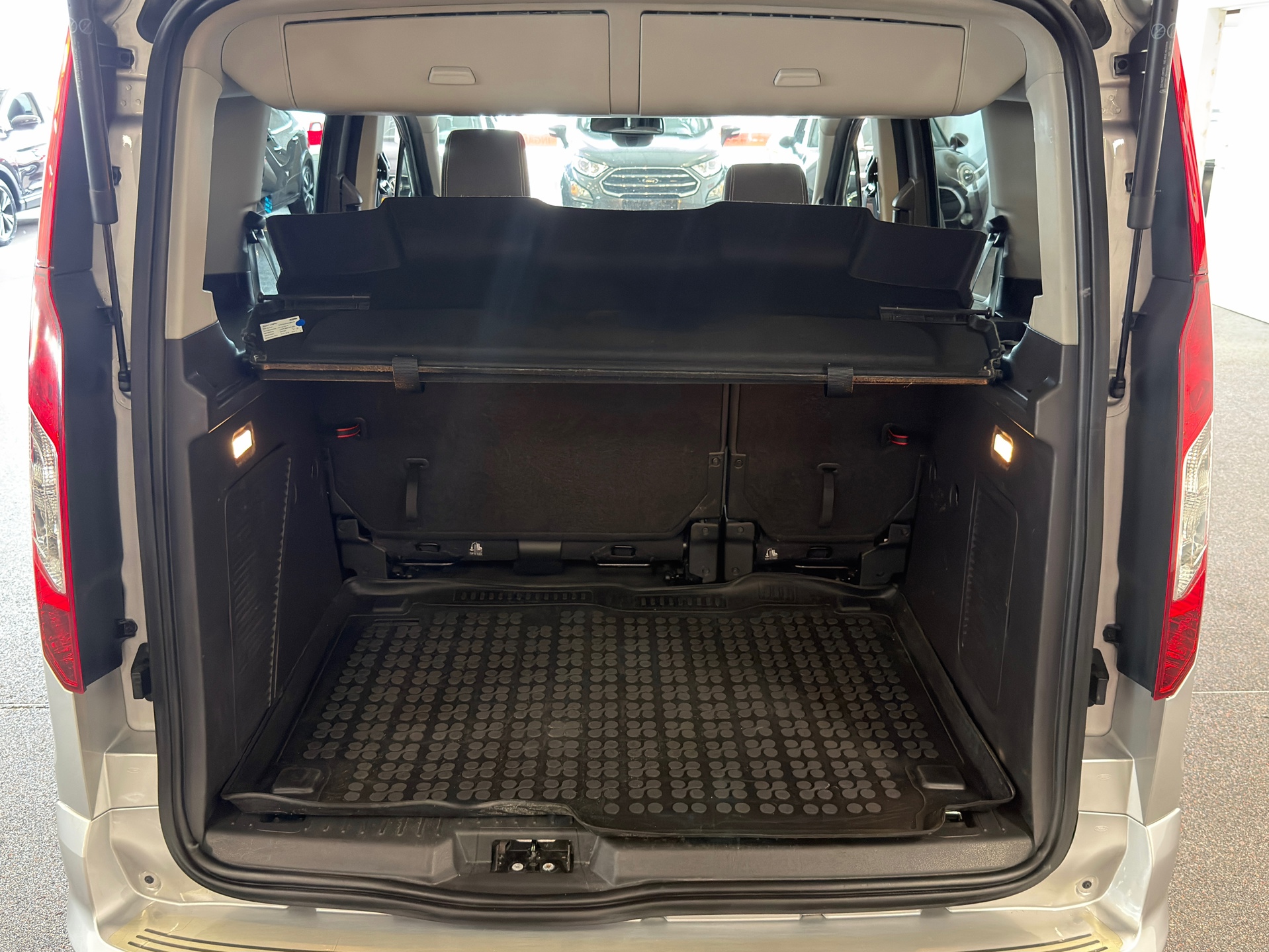 Foto van Ford Tourneo Connect Compact