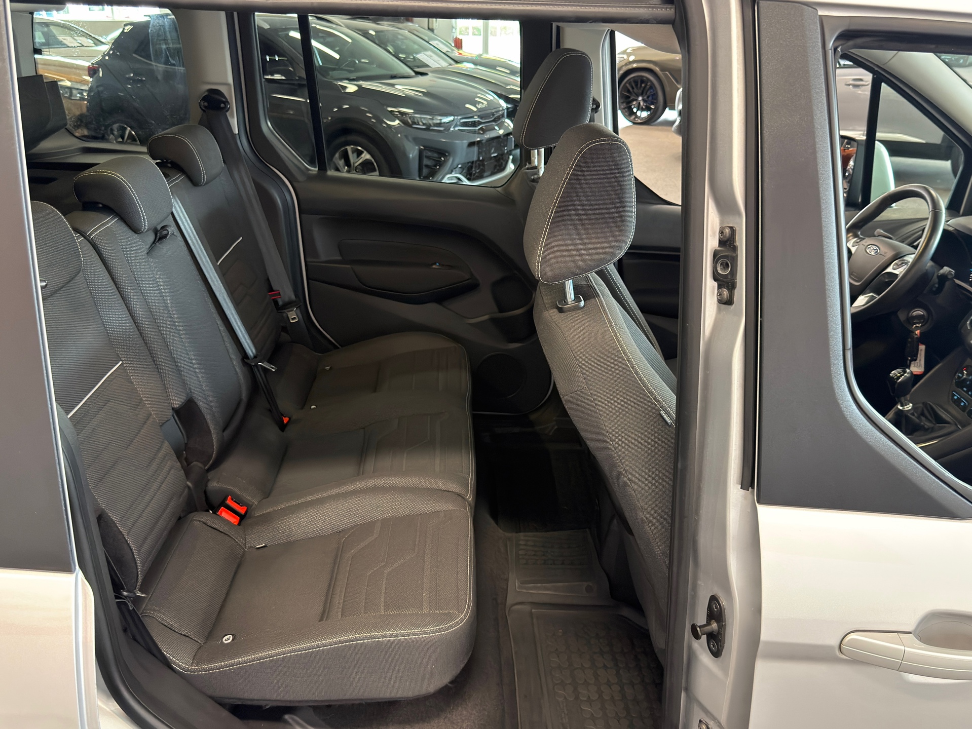 Foto van Ford Tourneo Connect Compact