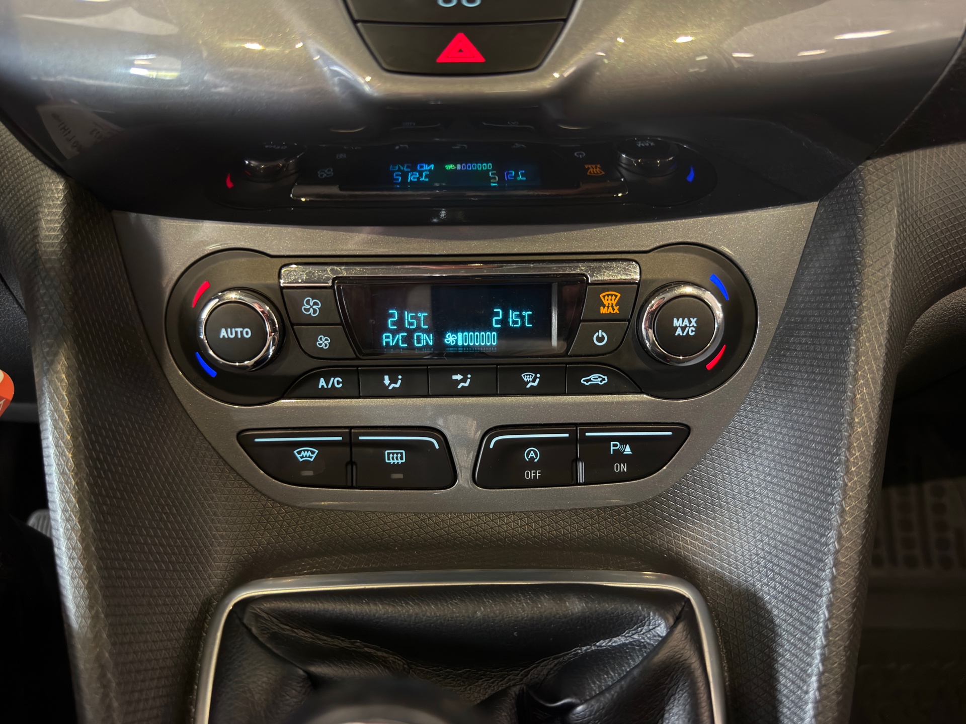 Foto van Ford Tourneo Connect Compact