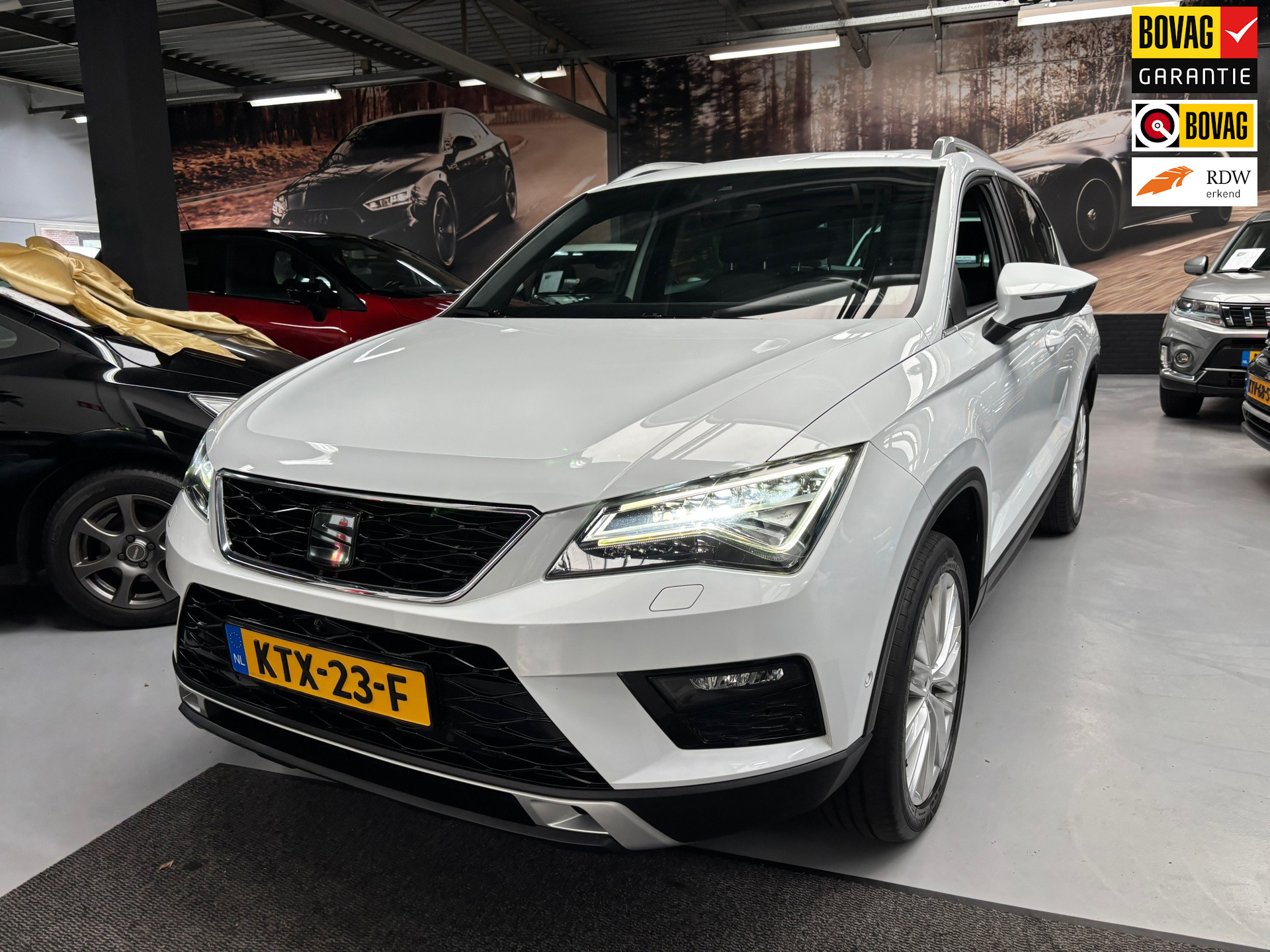 Seat Ateca 1.5 TSI Xcellence  / Carplay / Pano / Trekhaak 2019 - voorkant