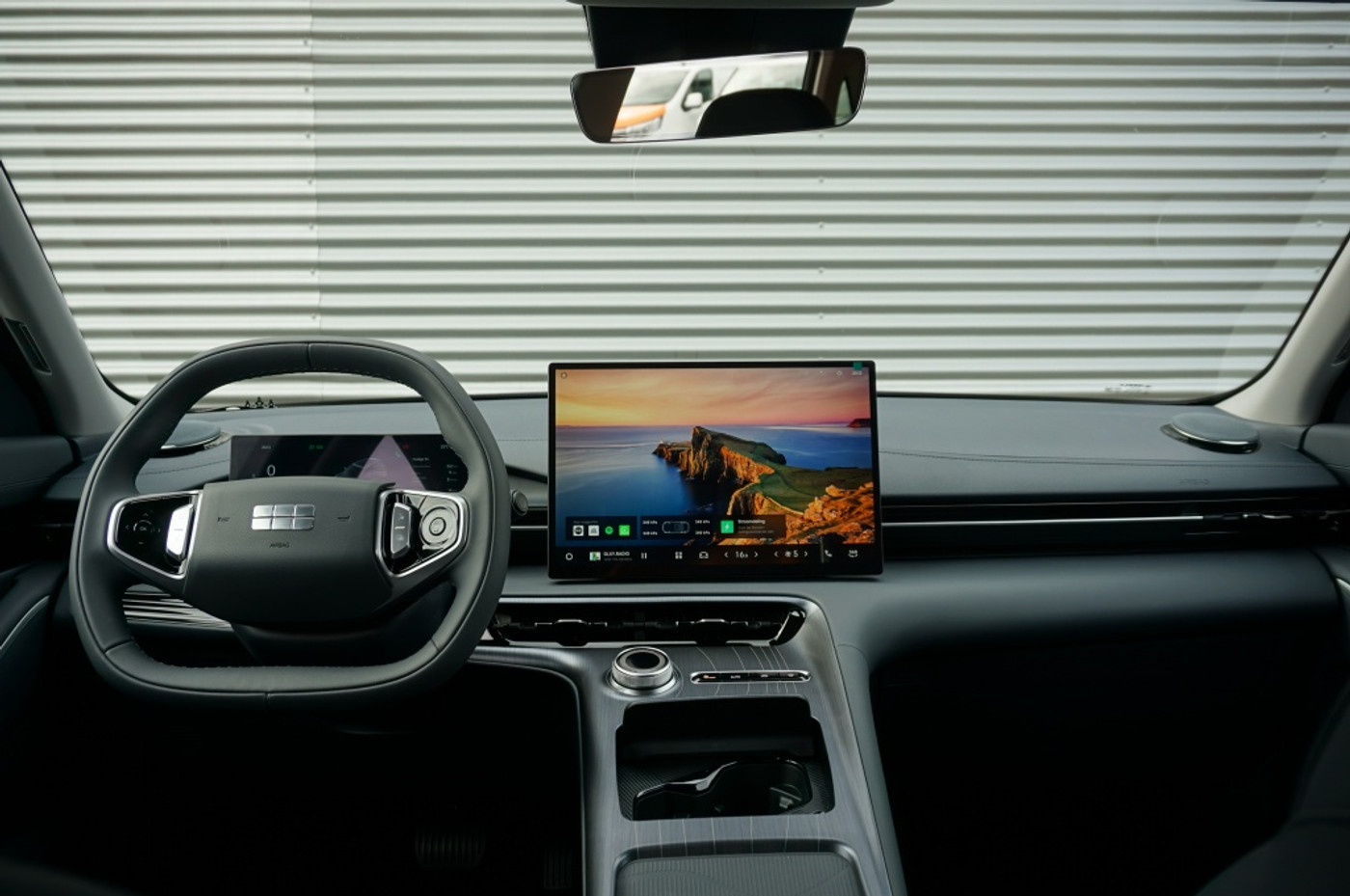 Foto van Geely E5
