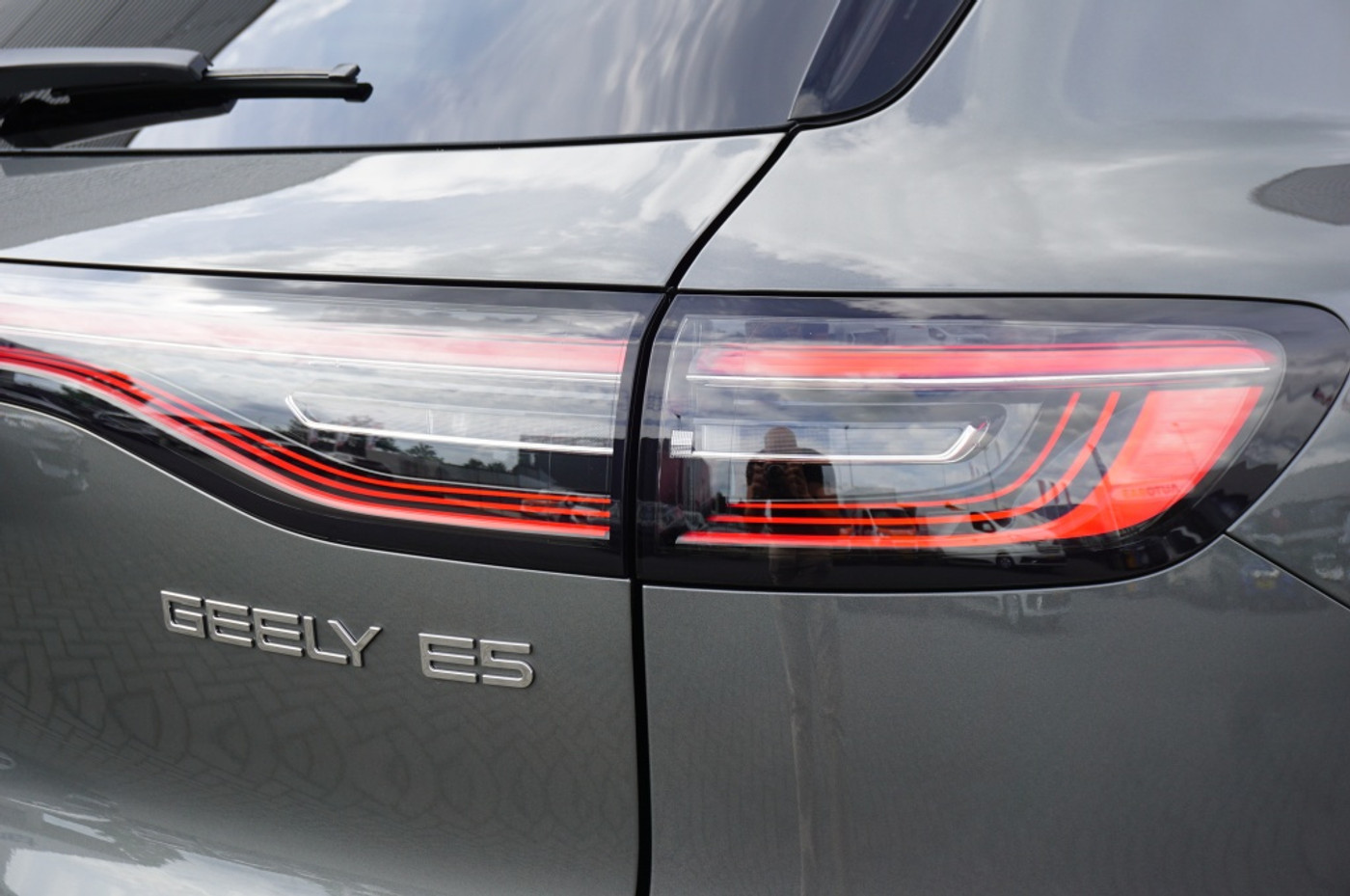Foto van Geely E5