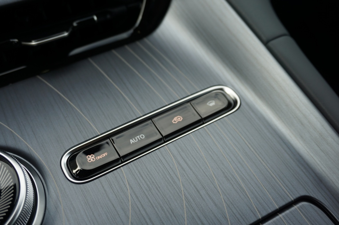 Foto van Geely E5