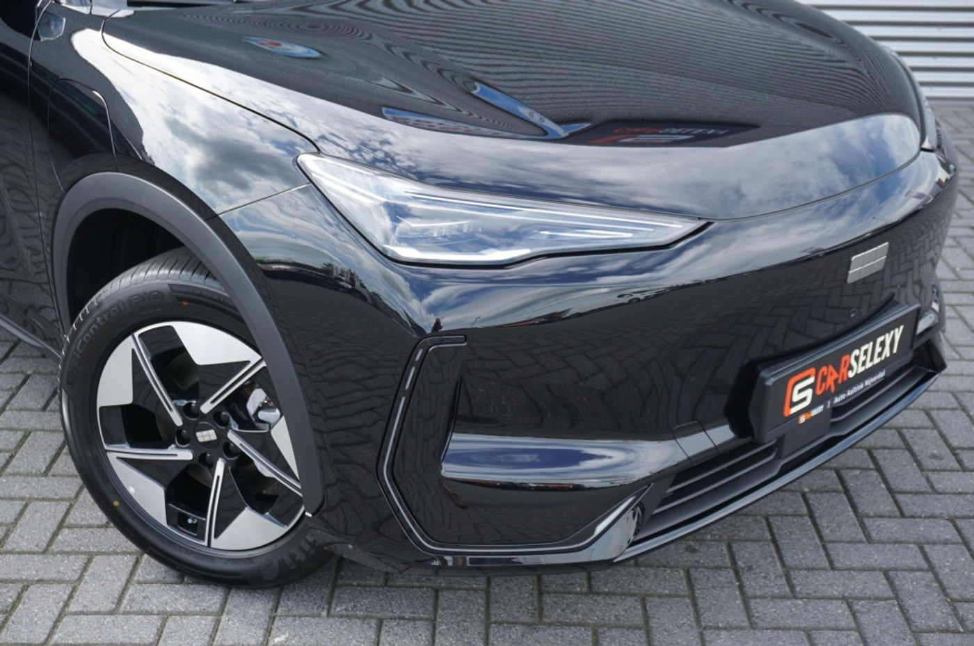 Foto van Geely E5