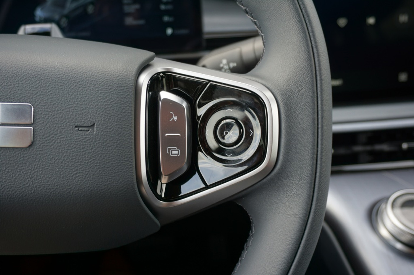 Foto van Geely E5