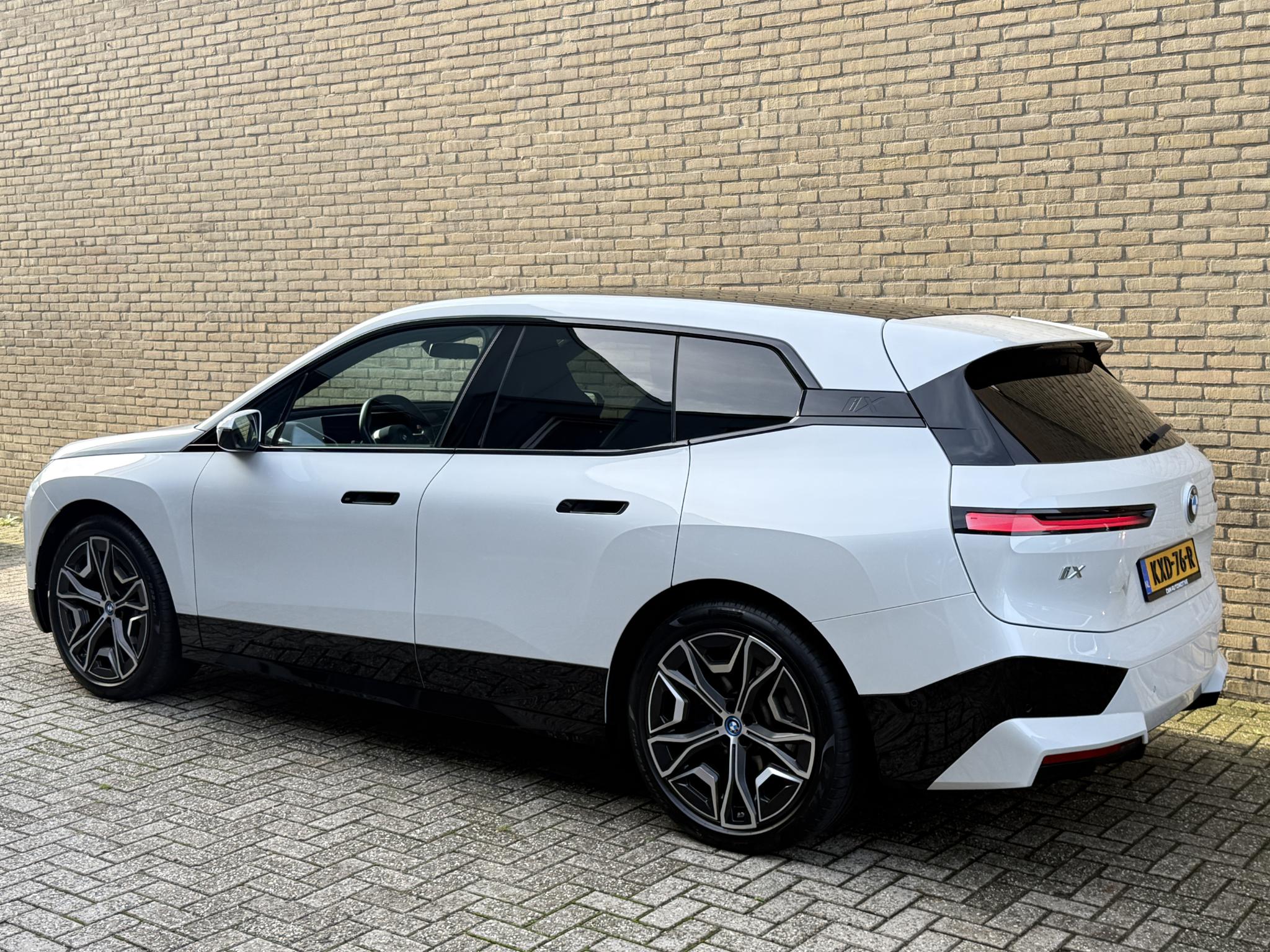 Foto van BMW Ix