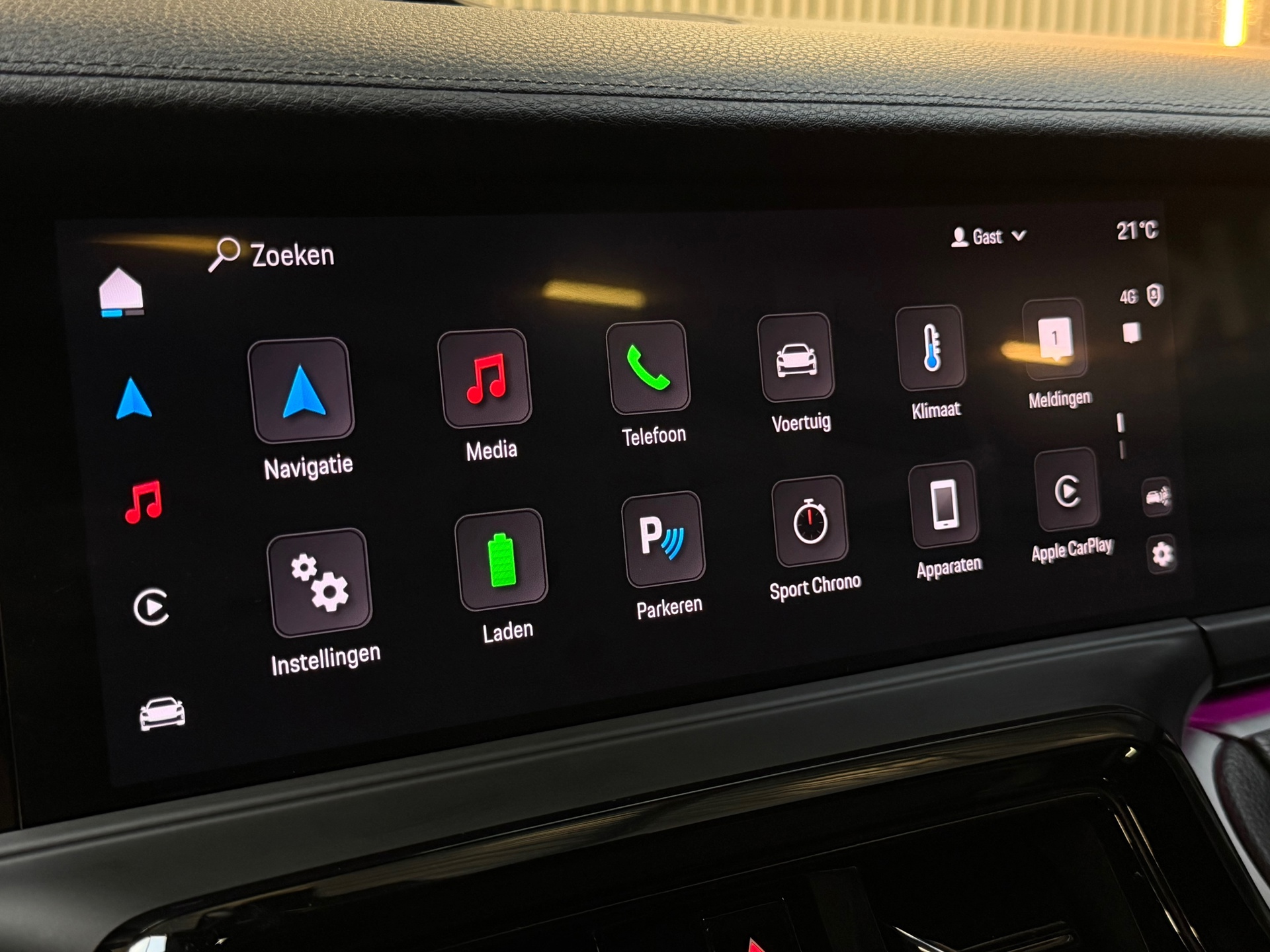 Foto van Porsche Panamera 4 E-hybrid