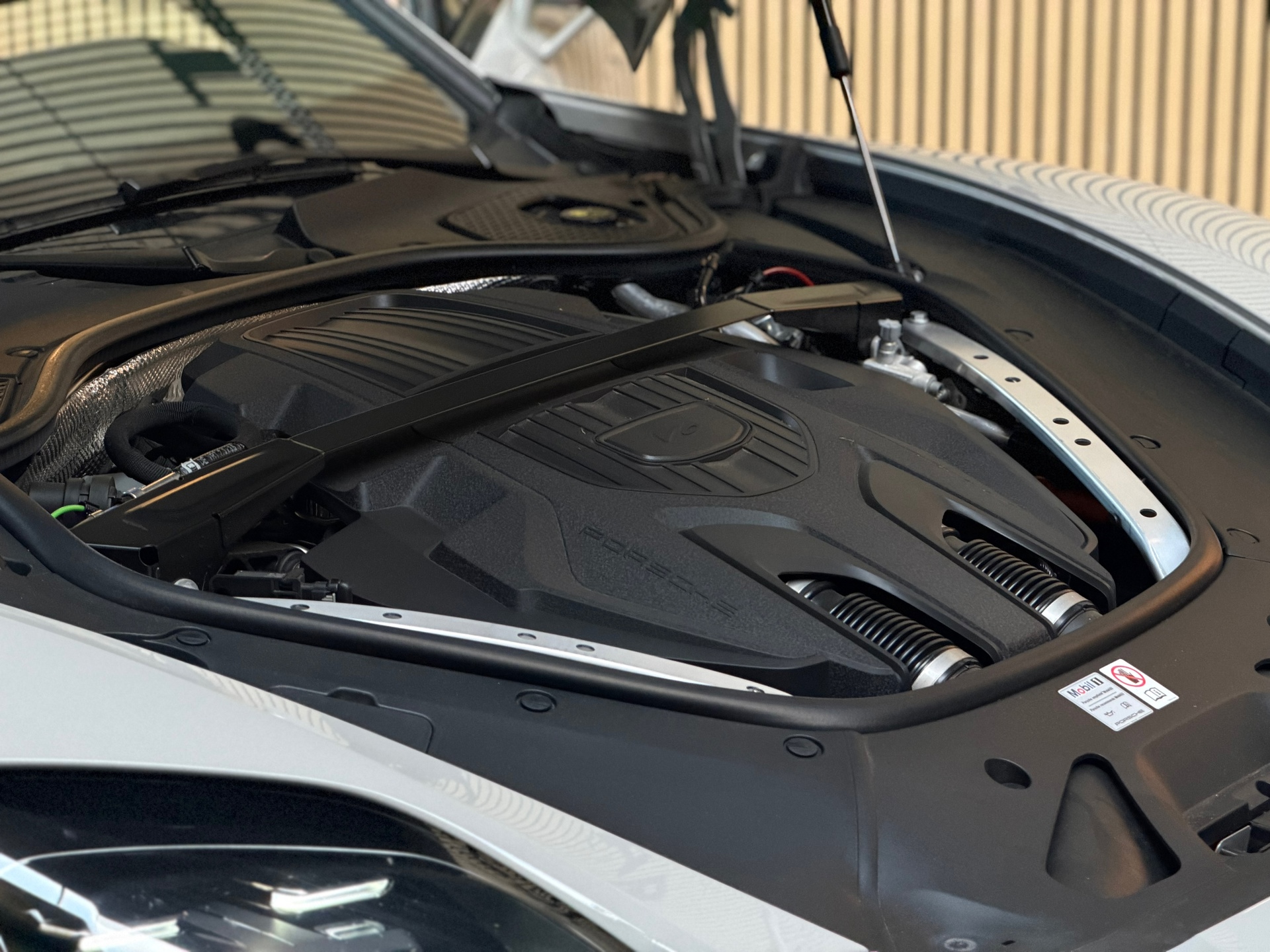 Foto van Porsche Panamera 4 E-hybrid