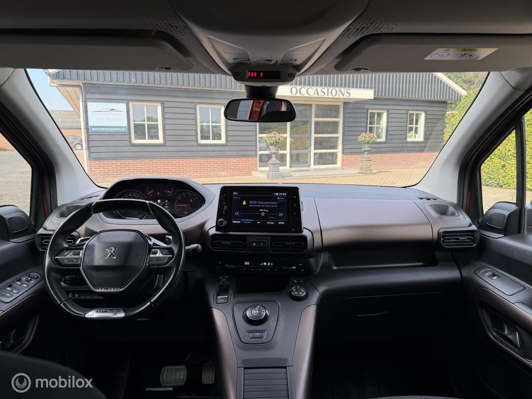 Foto van Peugeot Rifter