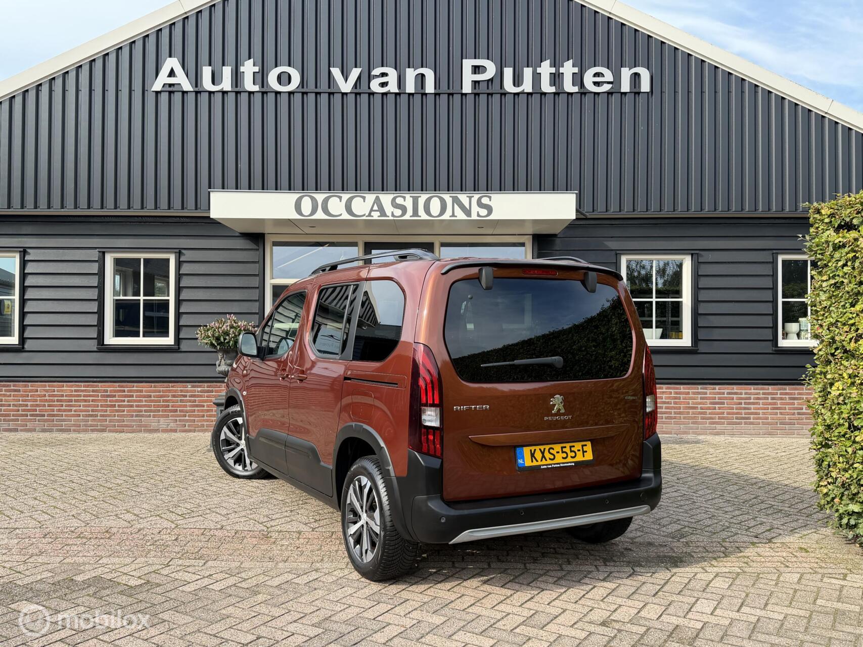 Foto van Peugeot Rifter