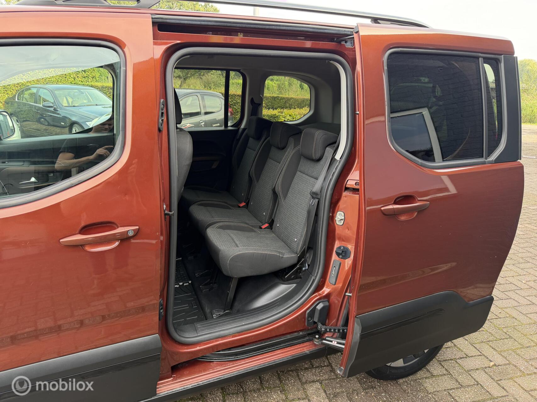 Foto van Peugeot Rifter