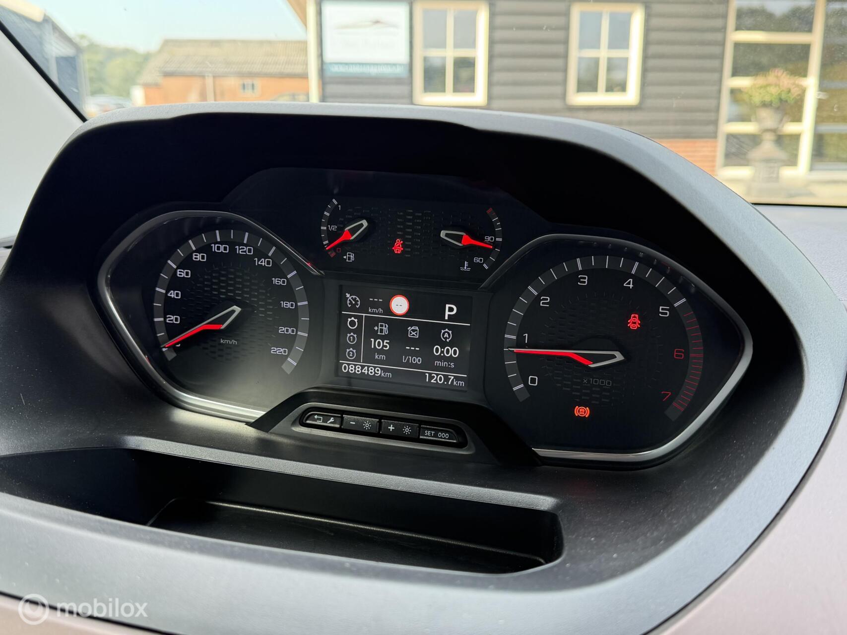 Foto van Peugeot Rifter