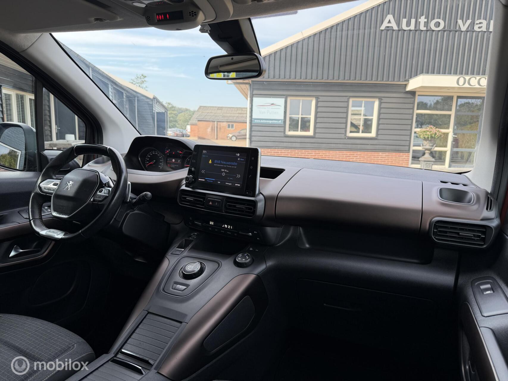 Foto van Peugeot Rifter