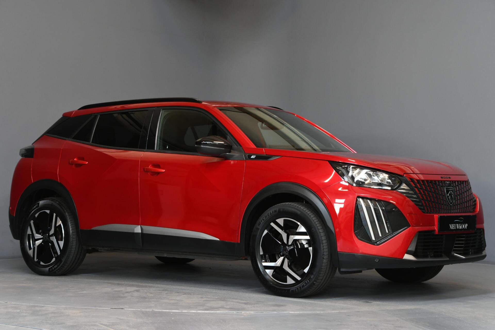 Foto van Peugeot E-2008