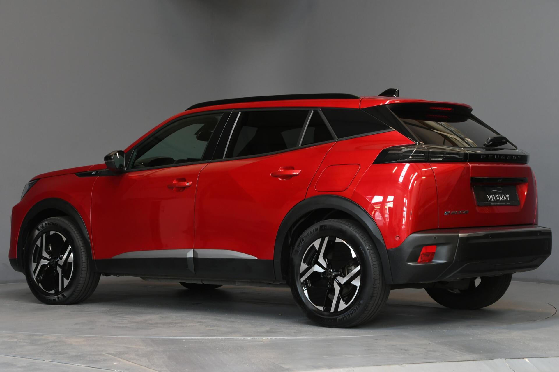Foto van Peugeot E-2008