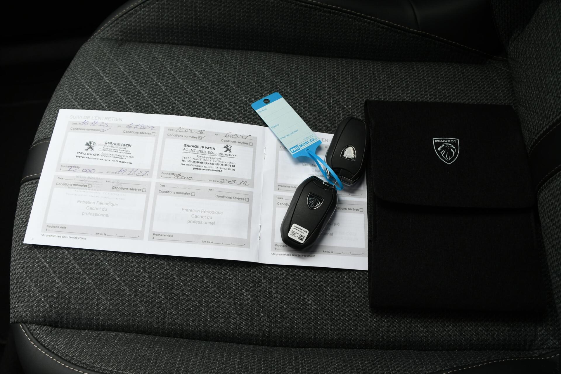Foto van Peugeot E-2008