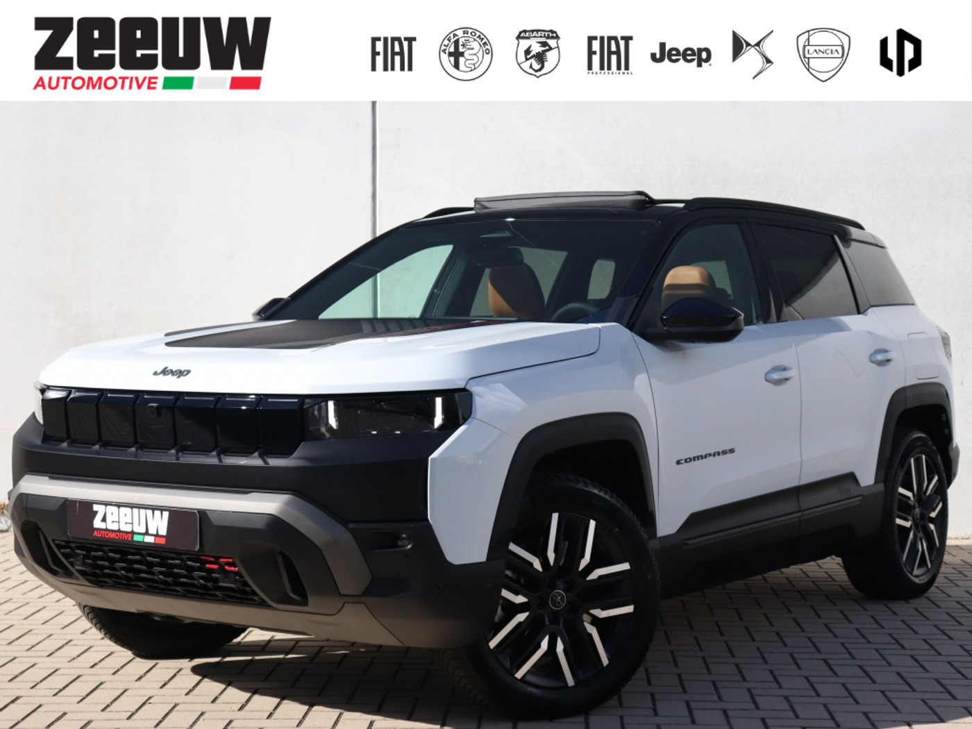 Jeep Compass Overland 4xe 96 kWh | Schuifdak | 360cam | Navi | Carplay | 19" 2026 - voorkant