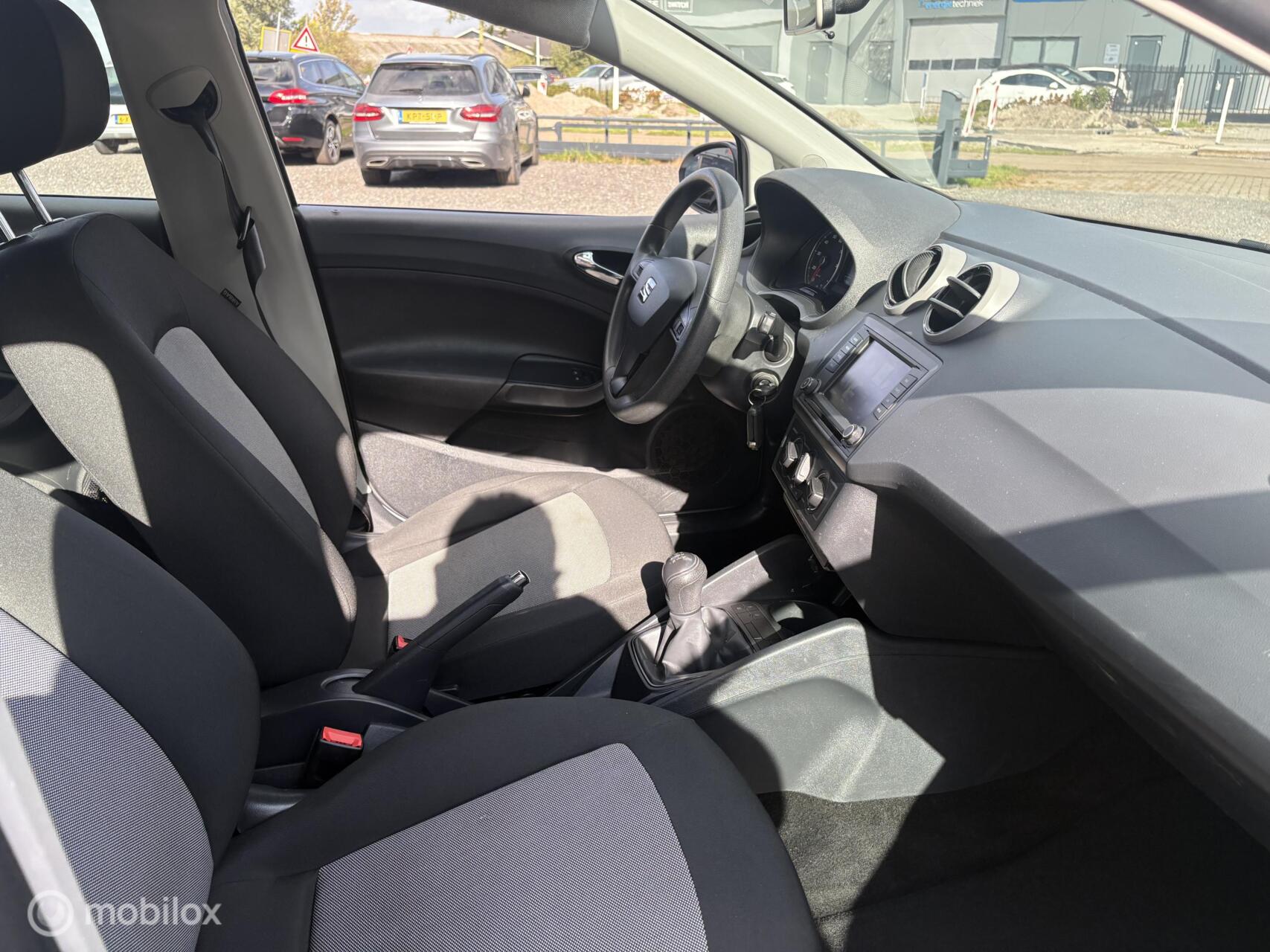 Foto van Seat Ibiza ST
