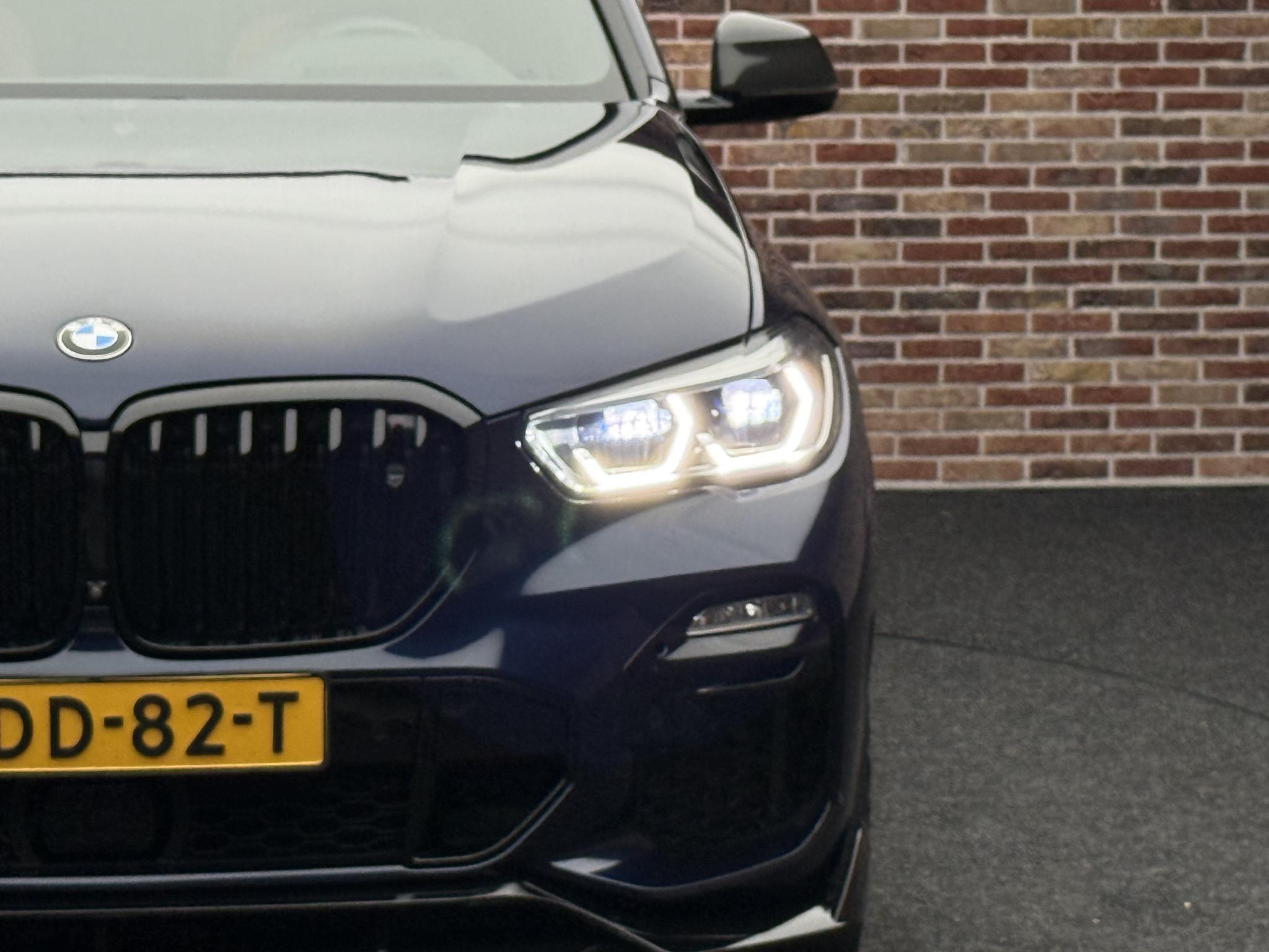 Foto van BMW X5 Xdrive45e