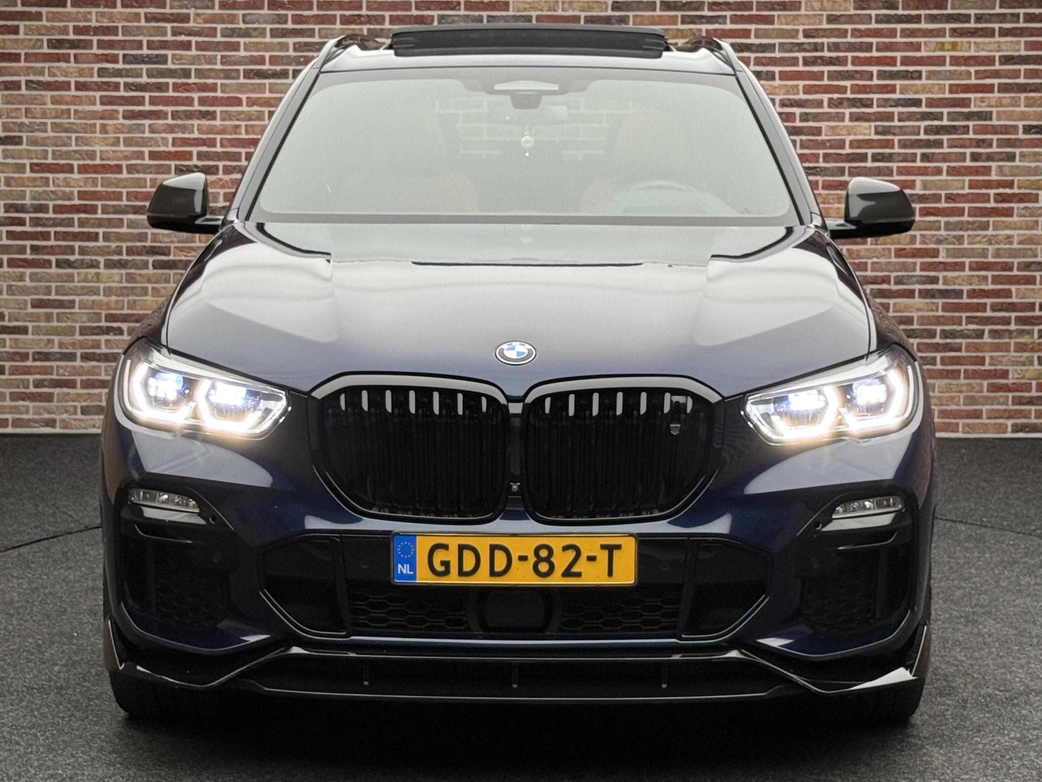 Foto van BMW X5 Xdrive45e