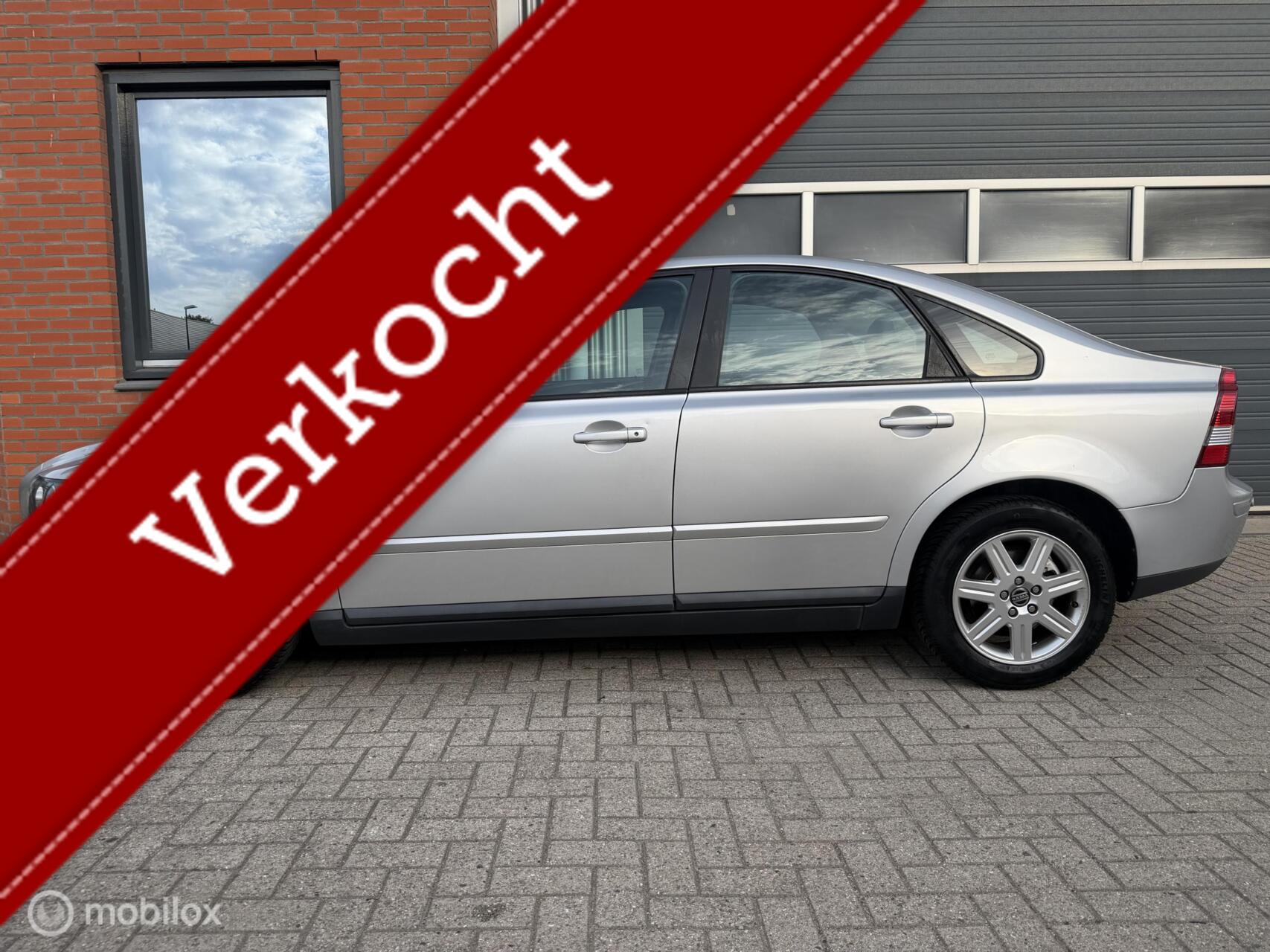 Volvo S40 1.8 Edition 2 - Dealer o.h - nw. koppeling - leder 2006 - voorkant