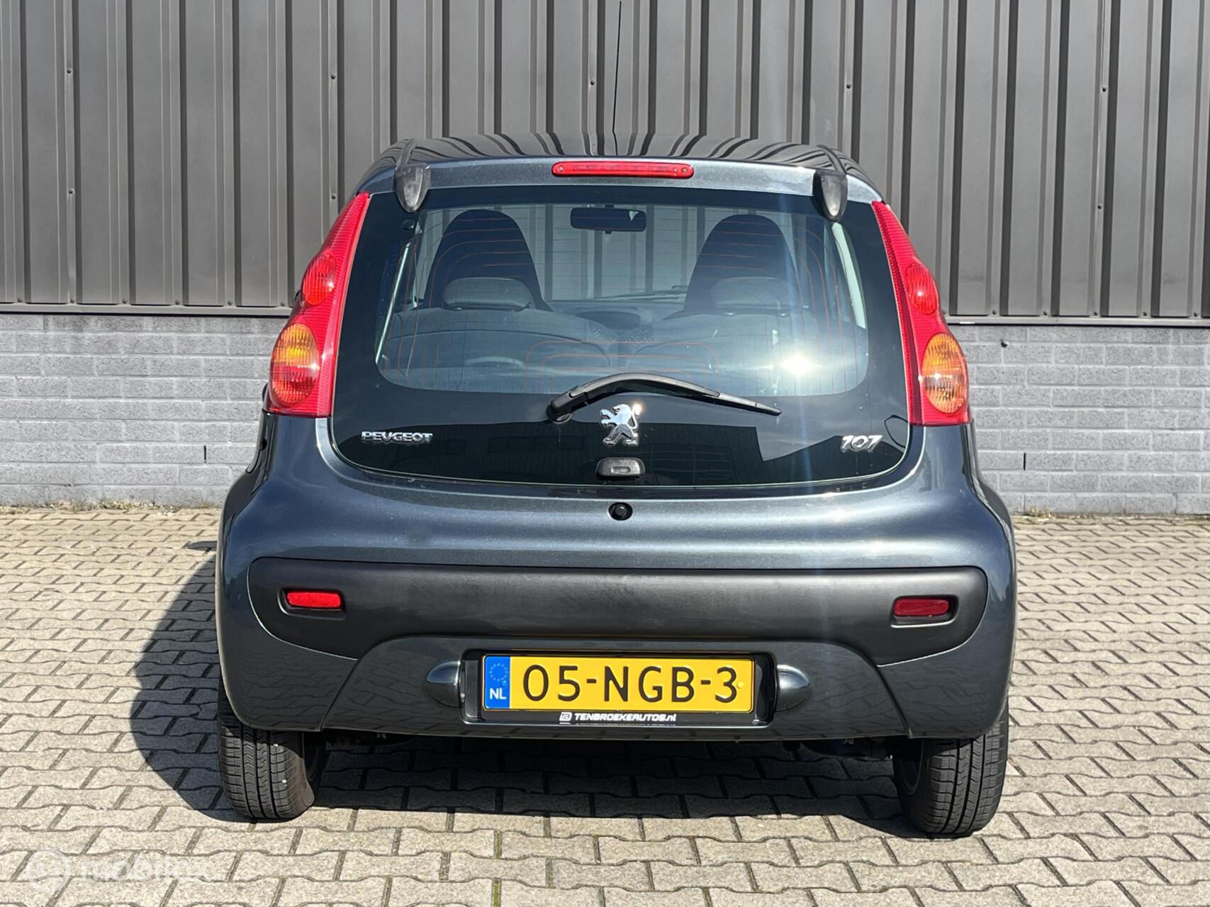 Foto van Peugeot Peugeot 107