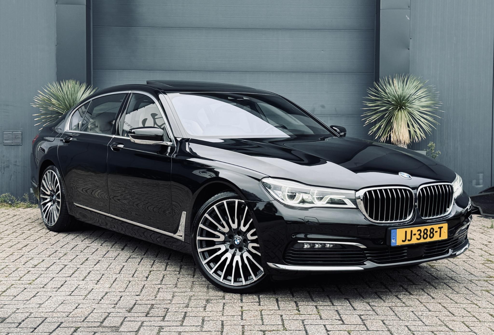 BMW 740li 740Li High Executive 2016 - voorkant