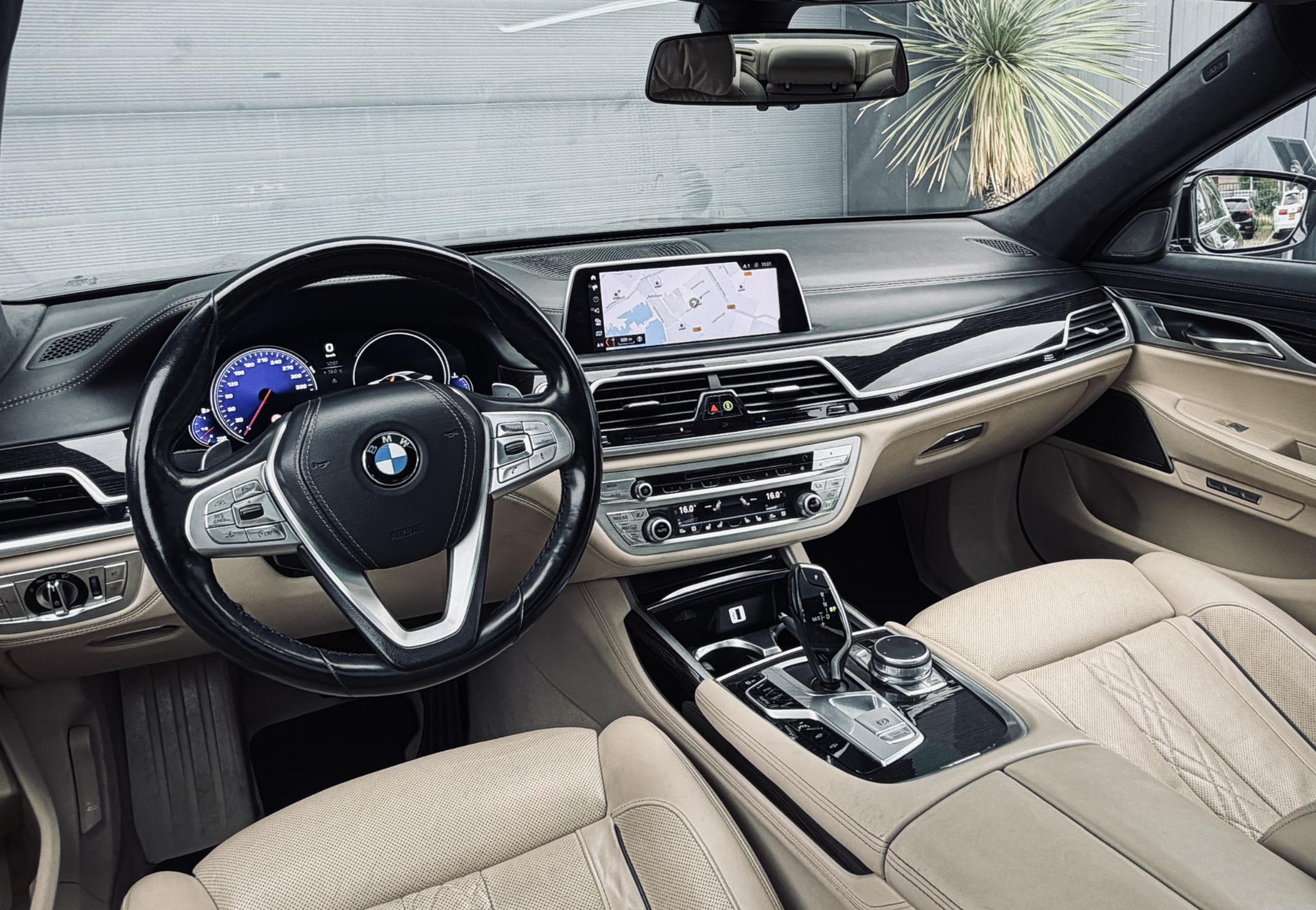 Foto van BMW 740li