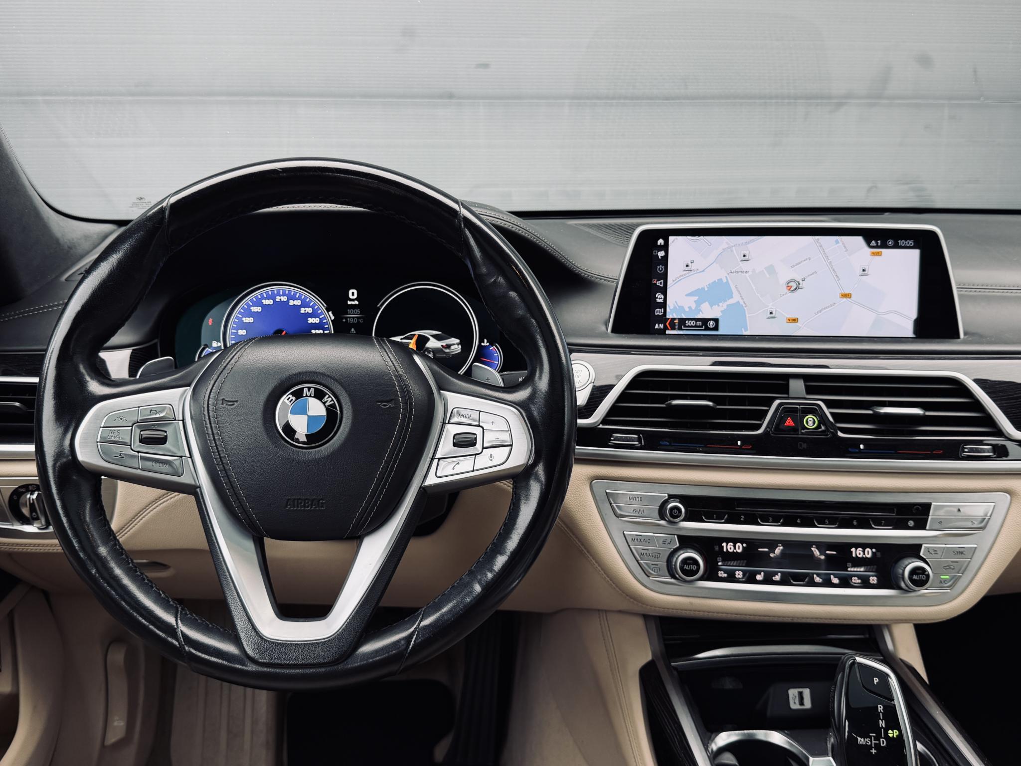 Foto van BMW 740li