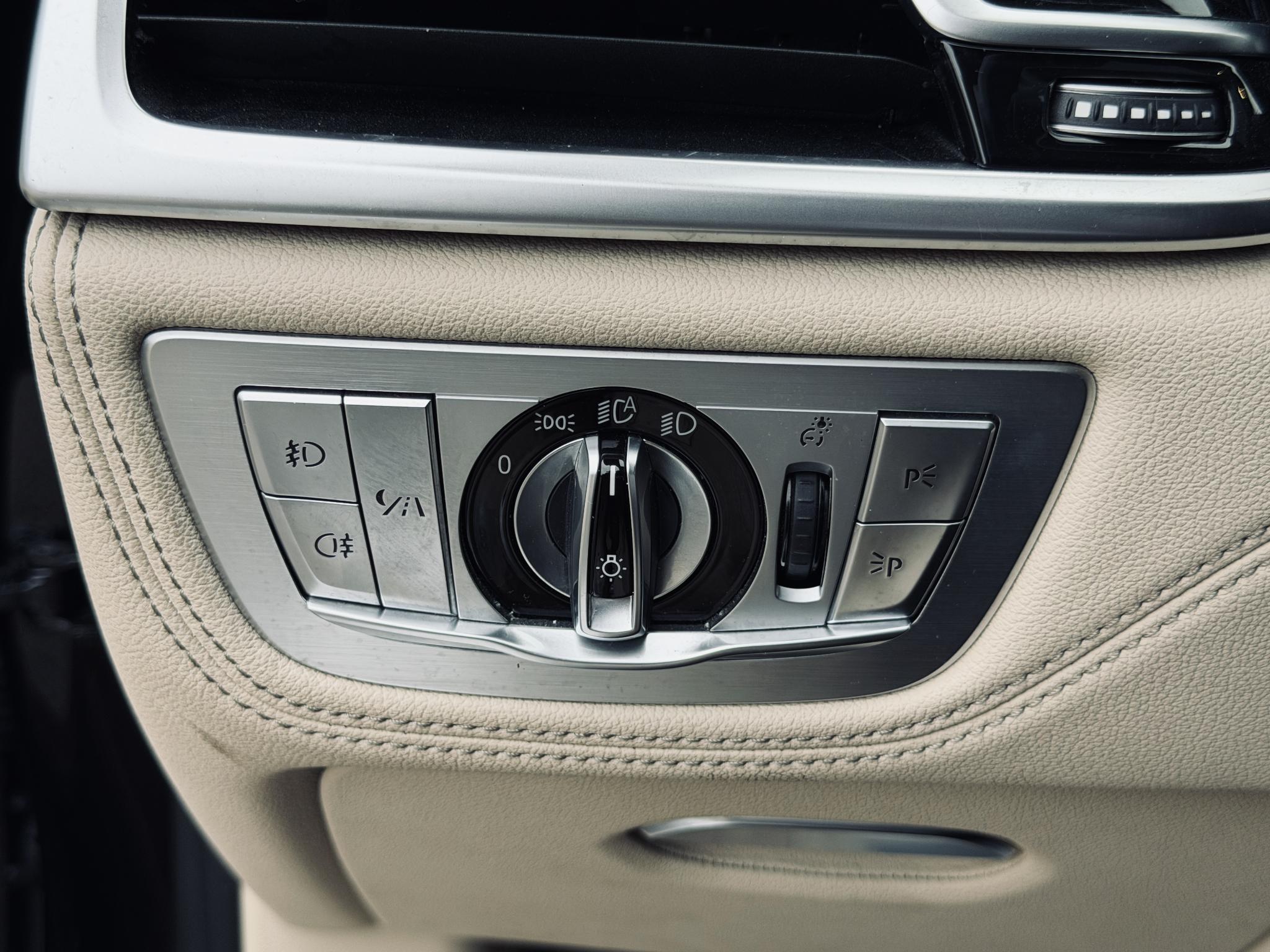 Foto van BMW 740li