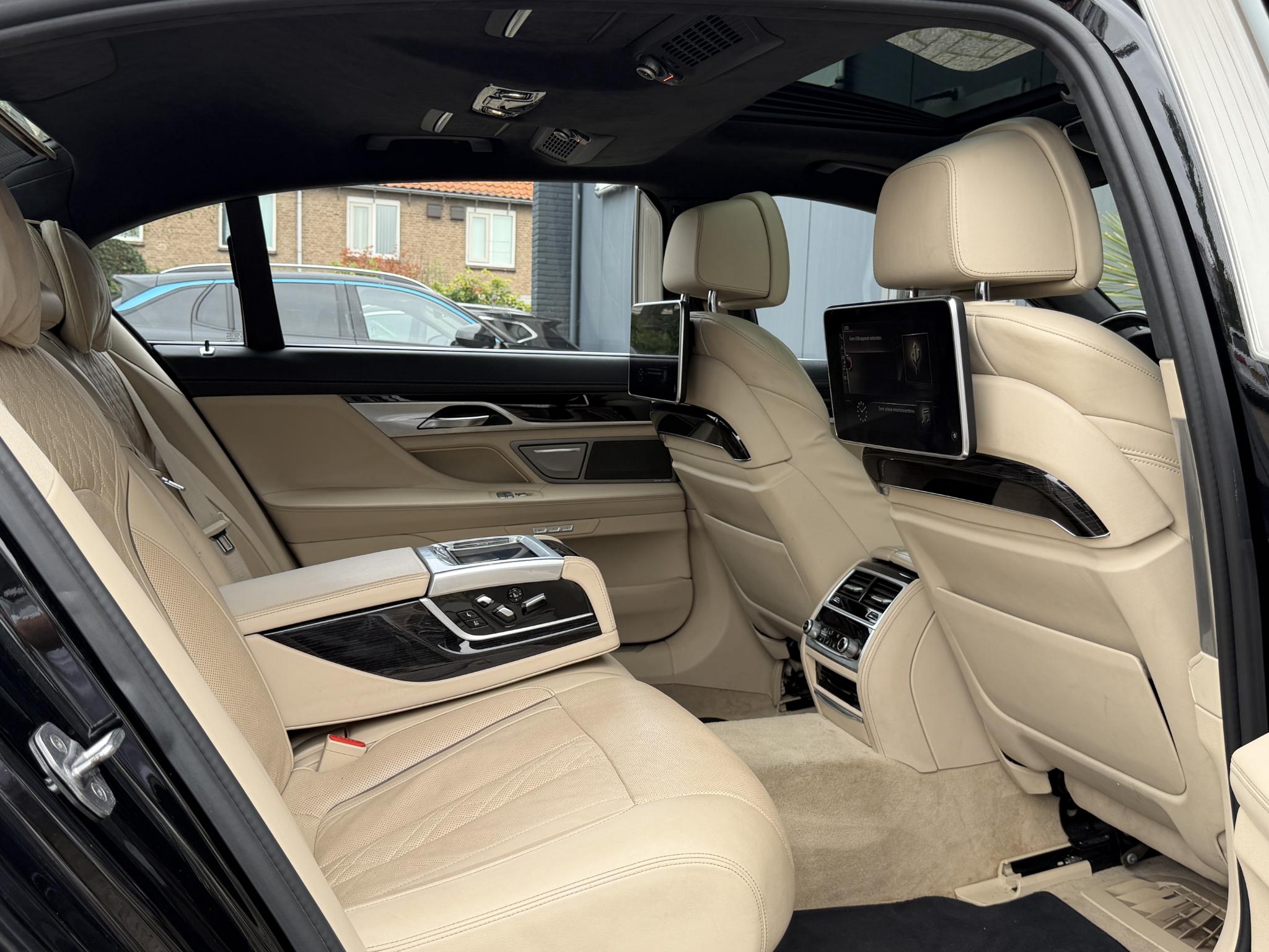 Foto van BMW 740li