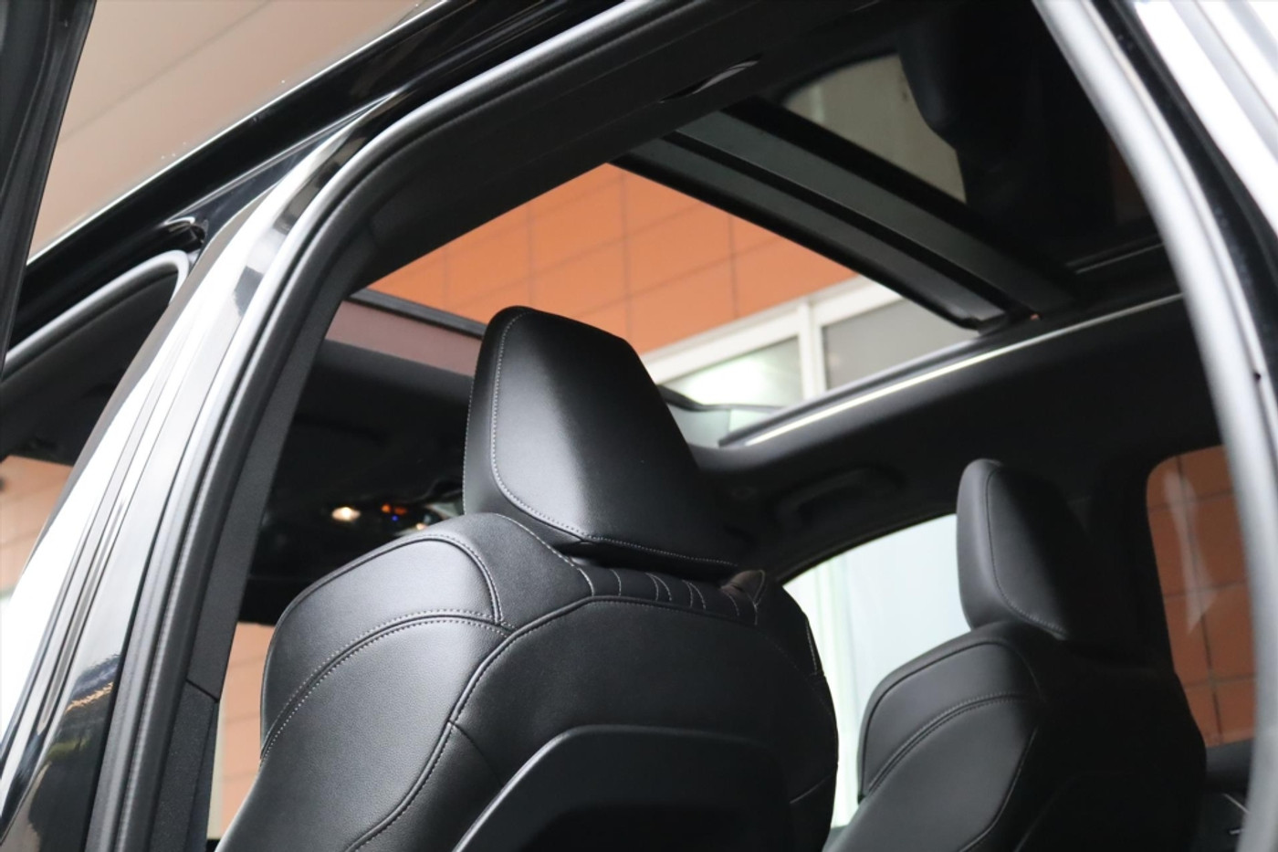 Foto van BMW Ix1
