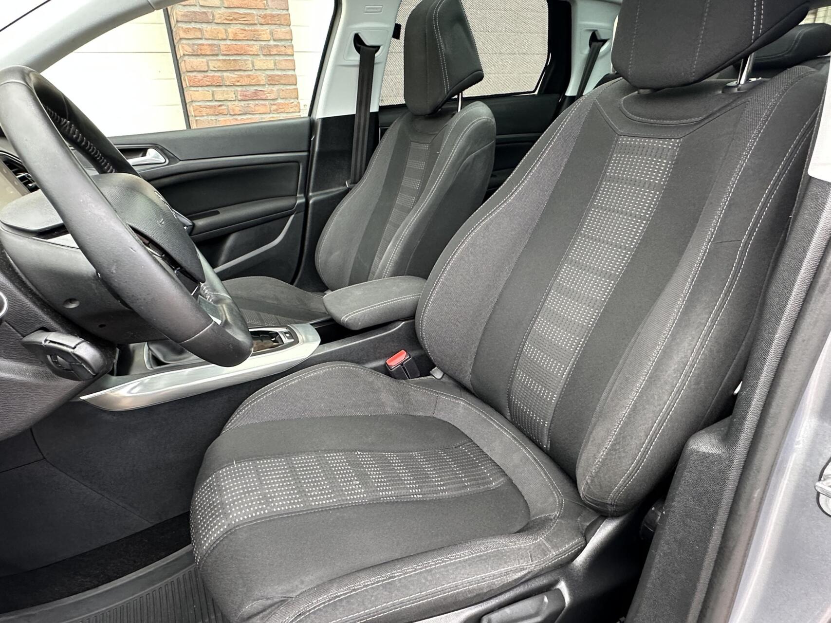 Foto van Peugeot 308 SW
