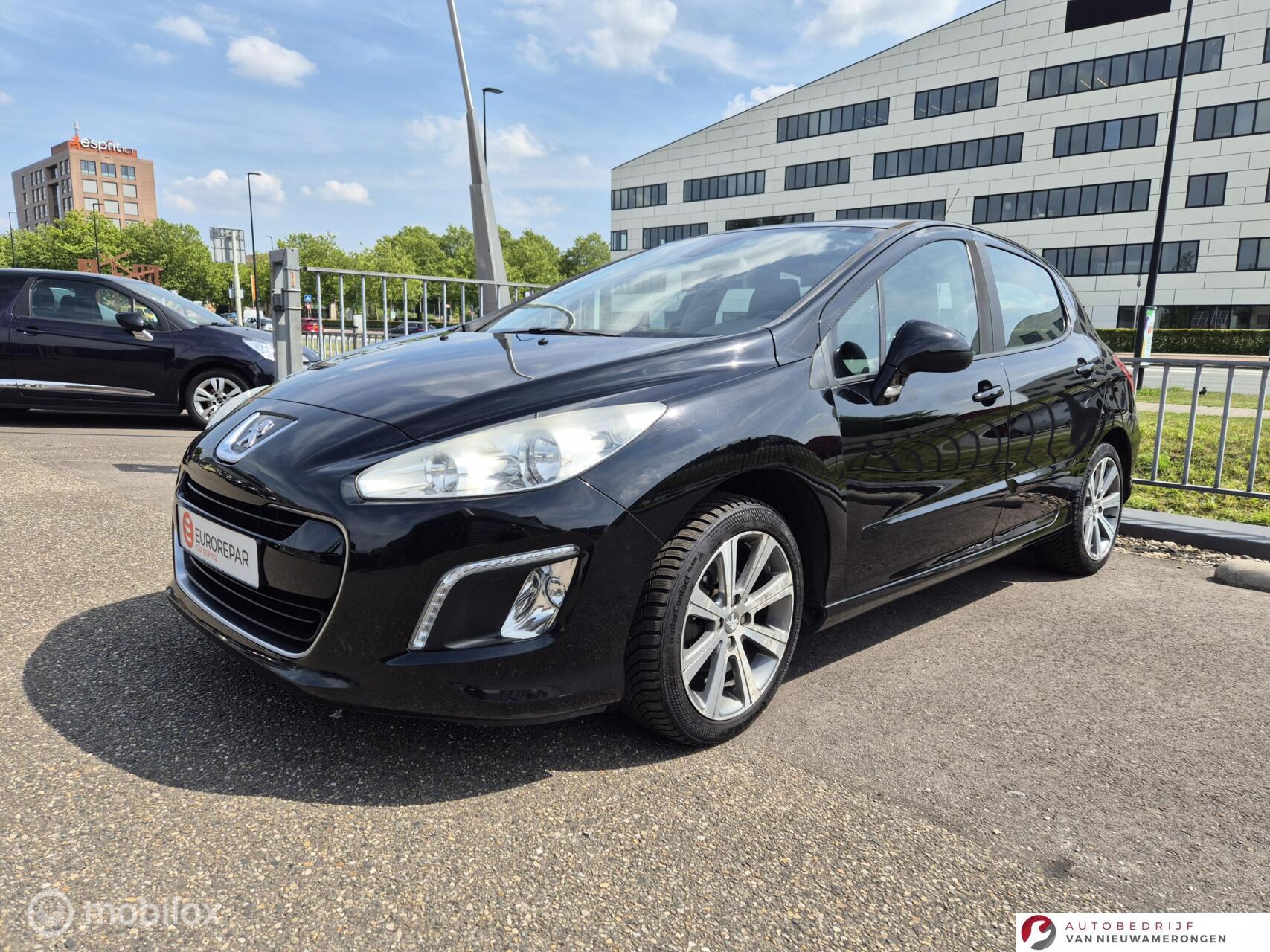 Peugeot 308 1.6 VTi Melbourne 2012 - voorkant