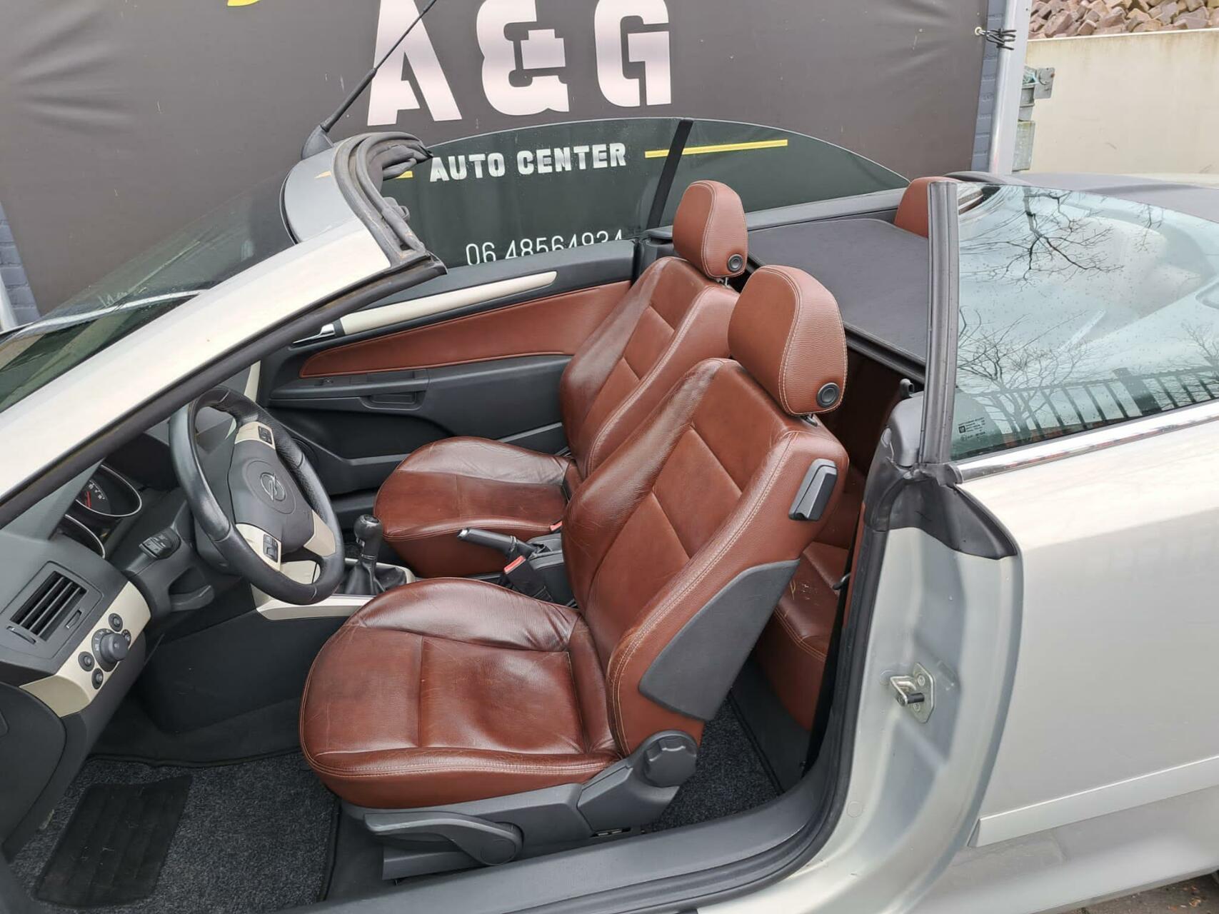 Foto van Opel Astra Twintop