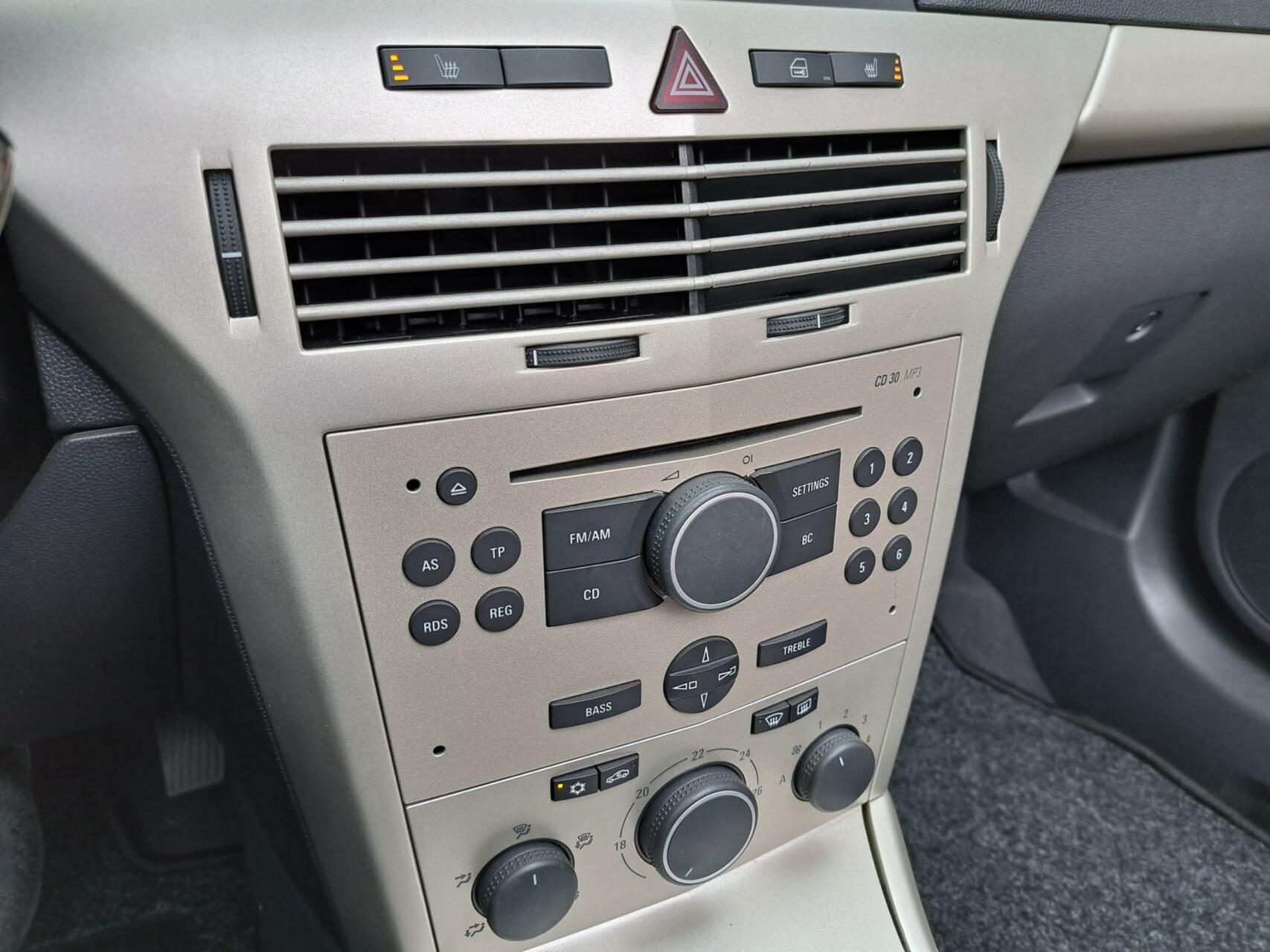 Foto van Opel Astra Twintop