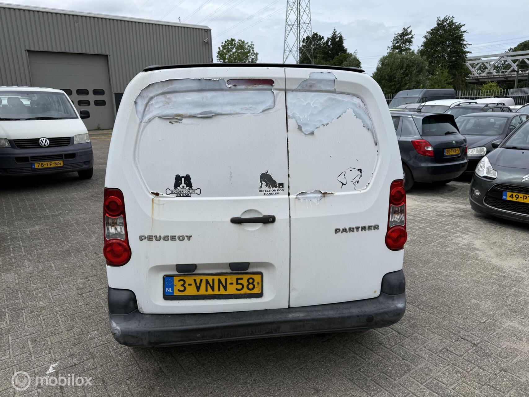 Foto van Peugeot Partner