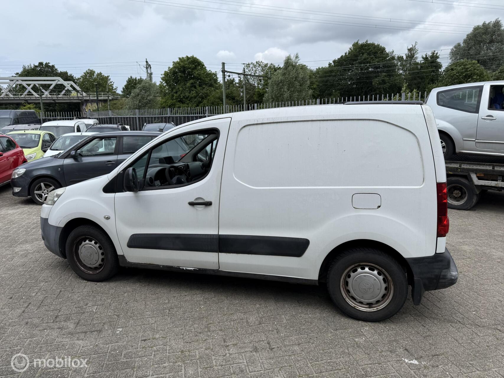Foto van Peugeot Partner
