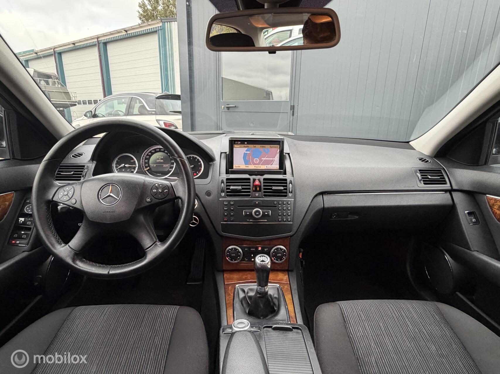 Foto van Mercedes-Benz C 200 Kompressor