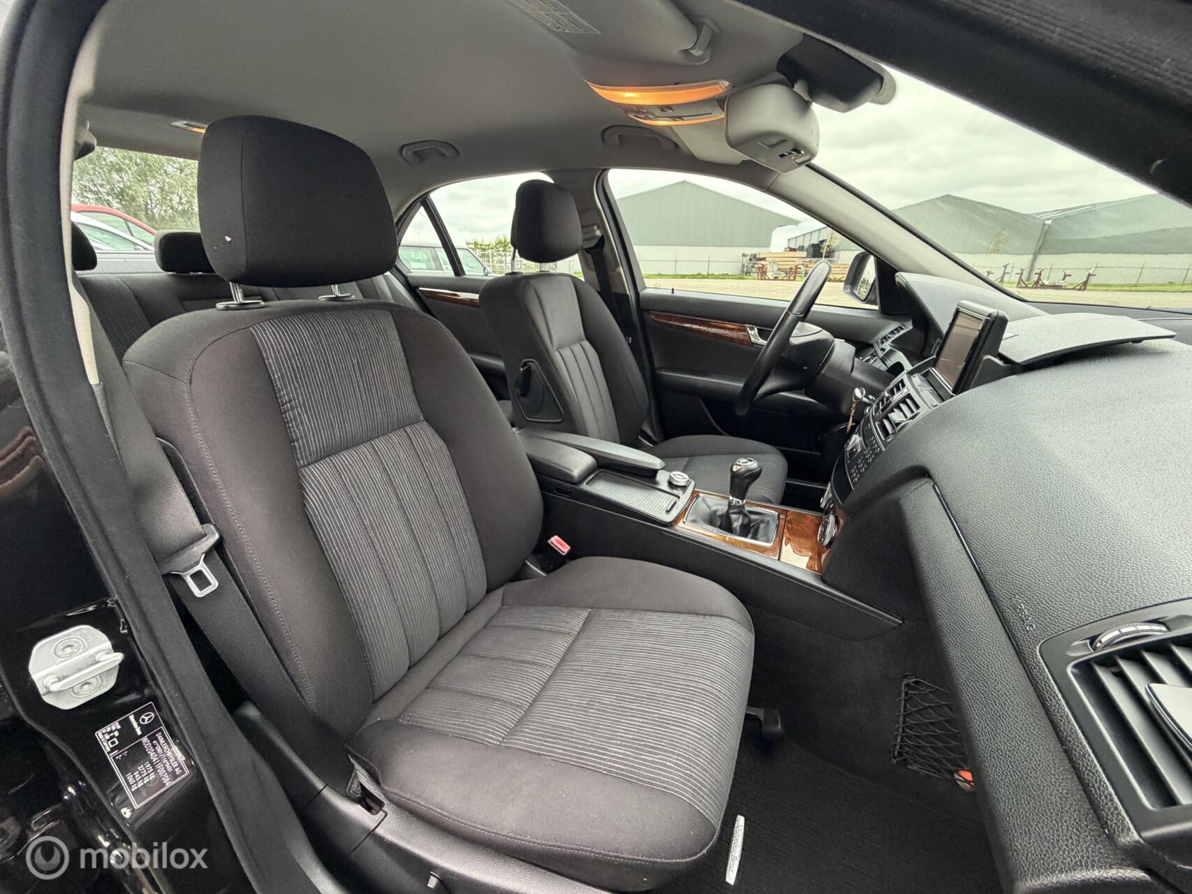 Foto van Mercedes-Benz C 200 Kompressor